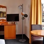 Palazzo - Direkt Im Zentrum Hotel Mönchengladbach