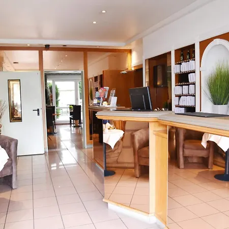 Palazzo - Direkt Im Zentrum Ξενοδοχείο Mönchengladbach