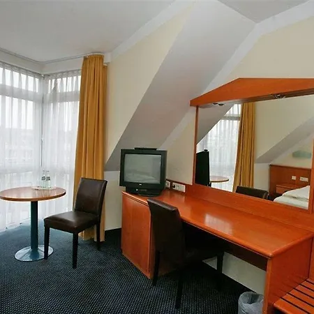 Palazzo - Direkt Im Zentrum Otel Mönchengladbach