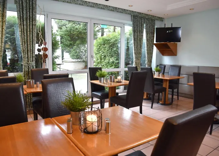 Palazzo - Direkt Im Zentrum 3* Mönchengladbach